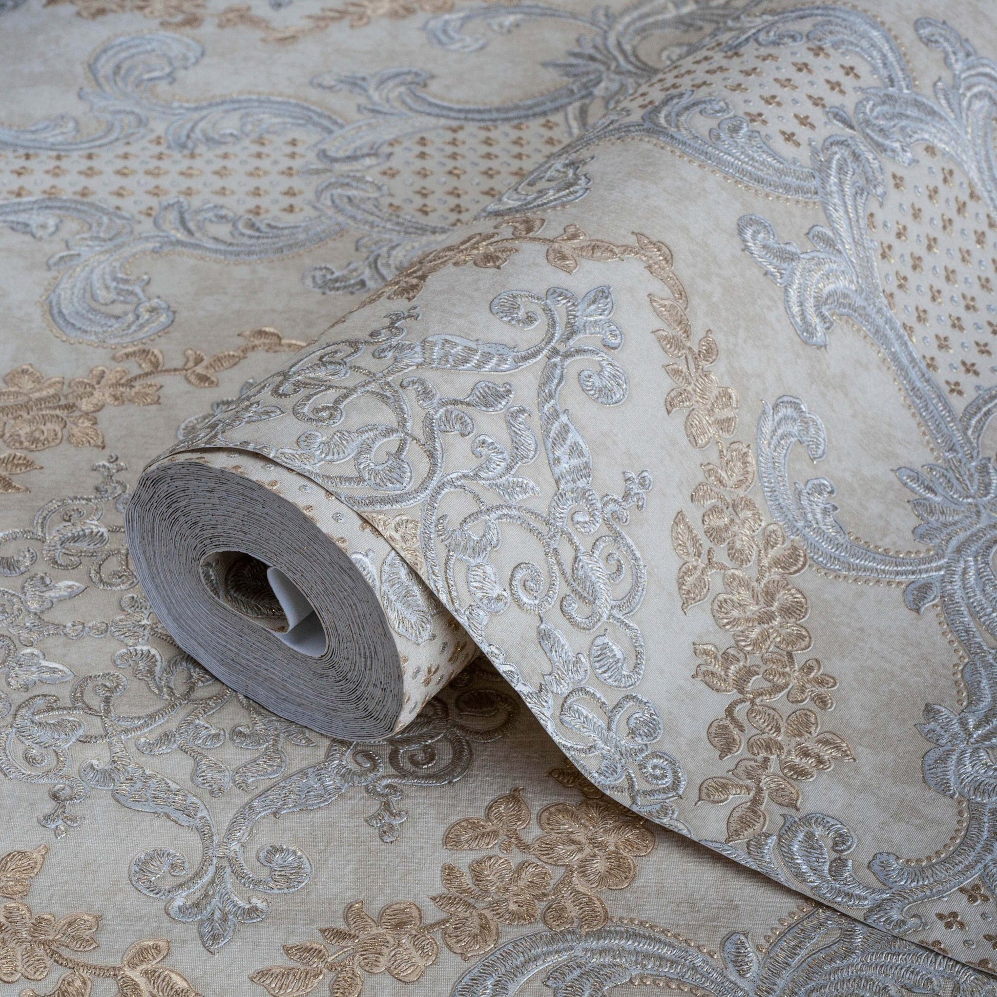 Rumi Stories 6802-1 detail wallpaper by La Belle Maison
