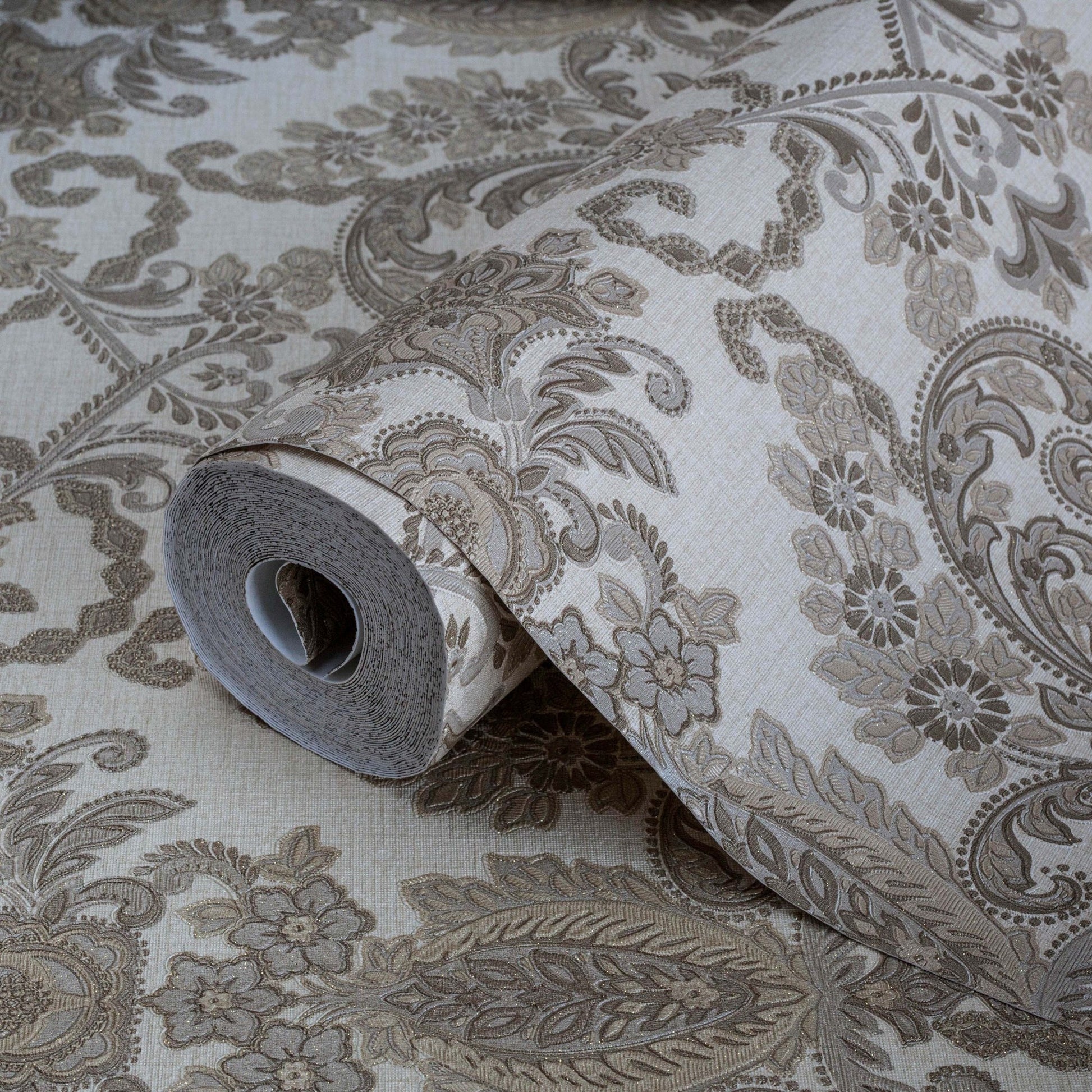 Rumi Stories 6804-3 detail wallpaper by La Belle Maison
