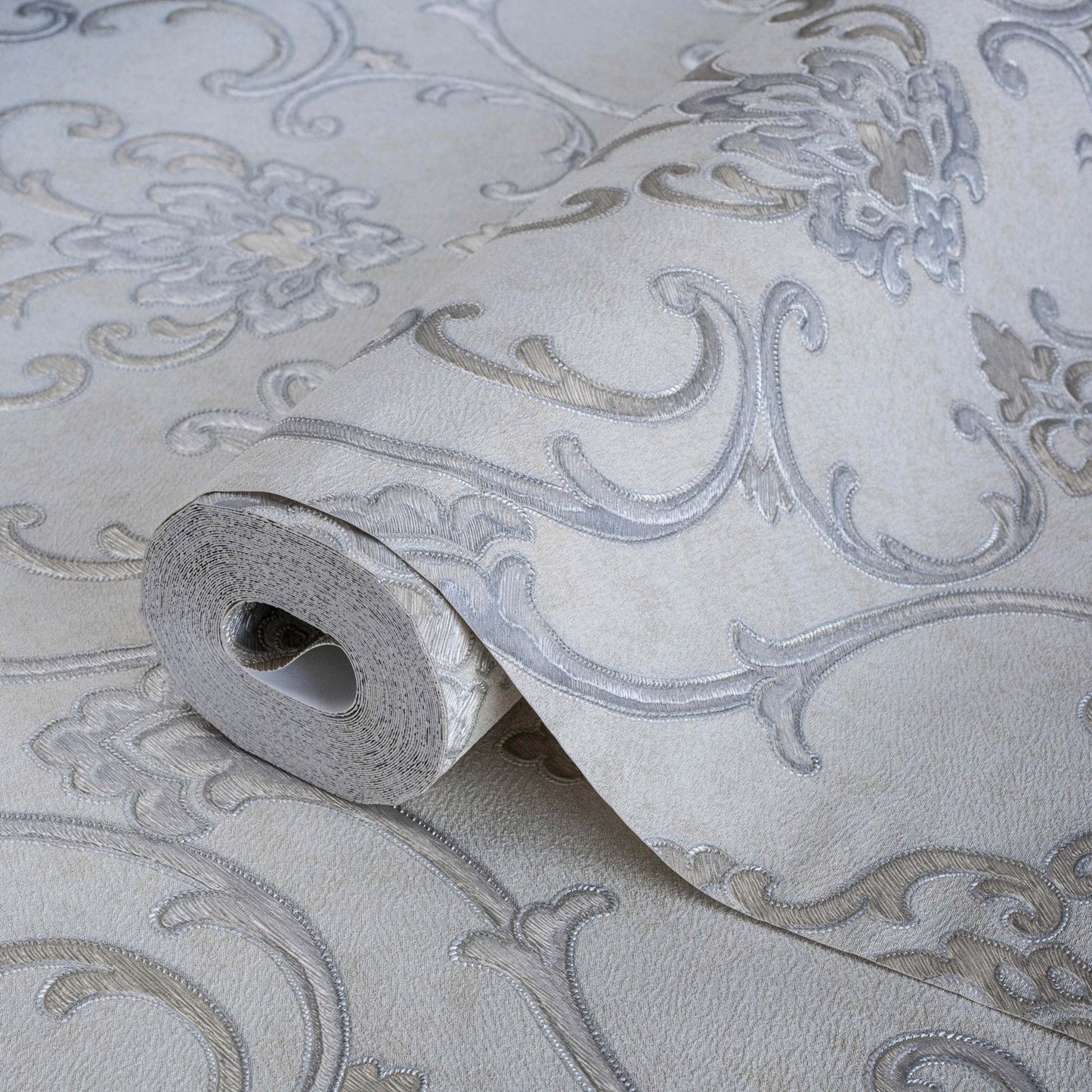 Rumi Stories 6806-2 detail wallpaper by La Belle Maison