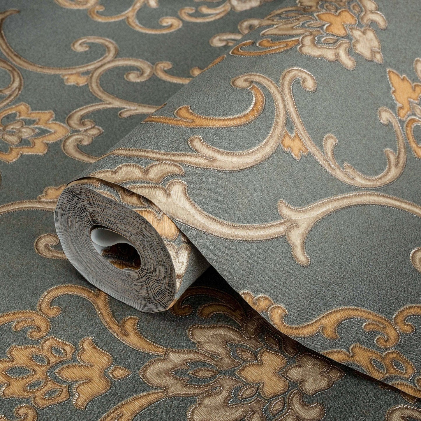 Rumi Stories 6806-5 detail wallpaper by La Belle Maison