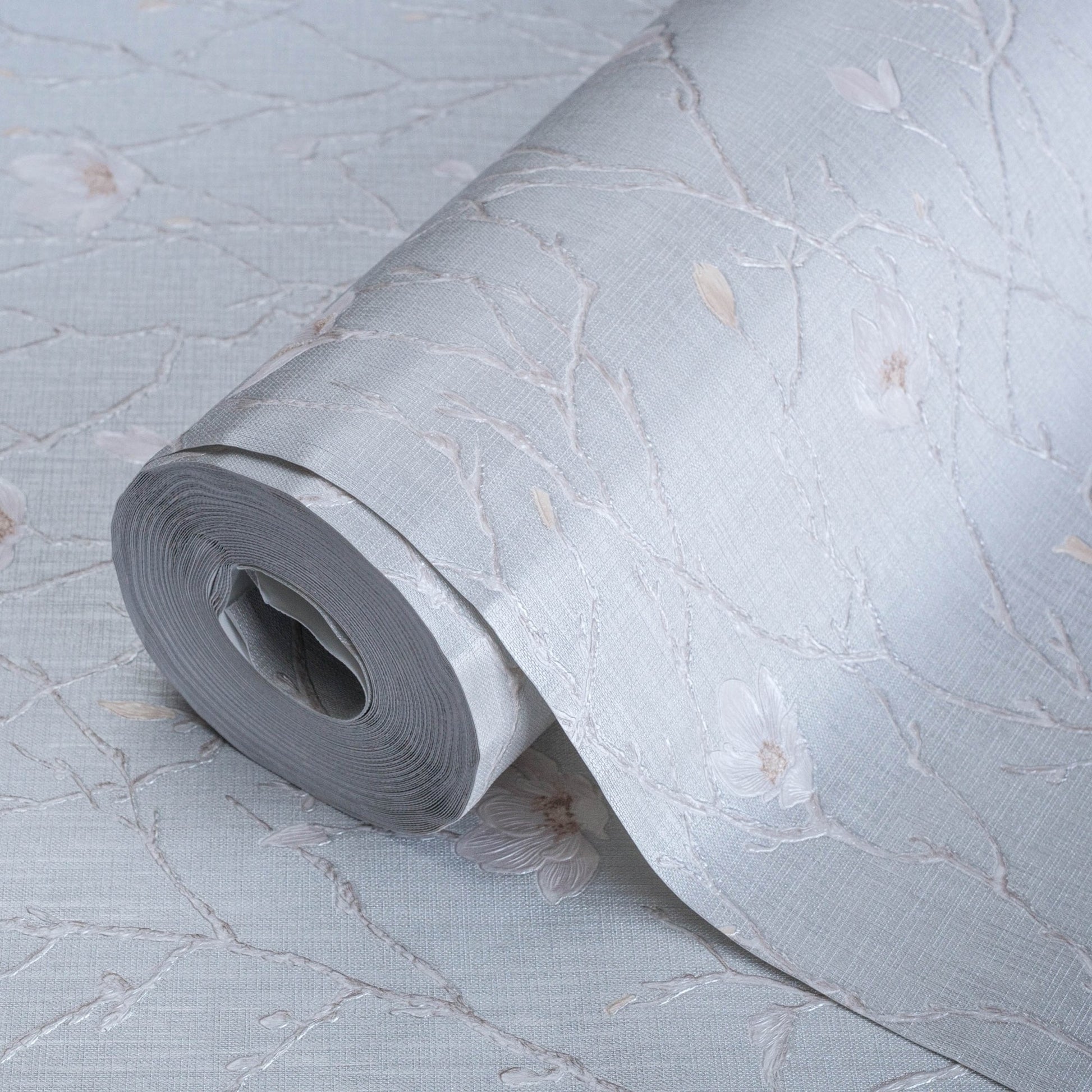 Seven Rooms 7800-1 detail wallpaper by La Belle Maison