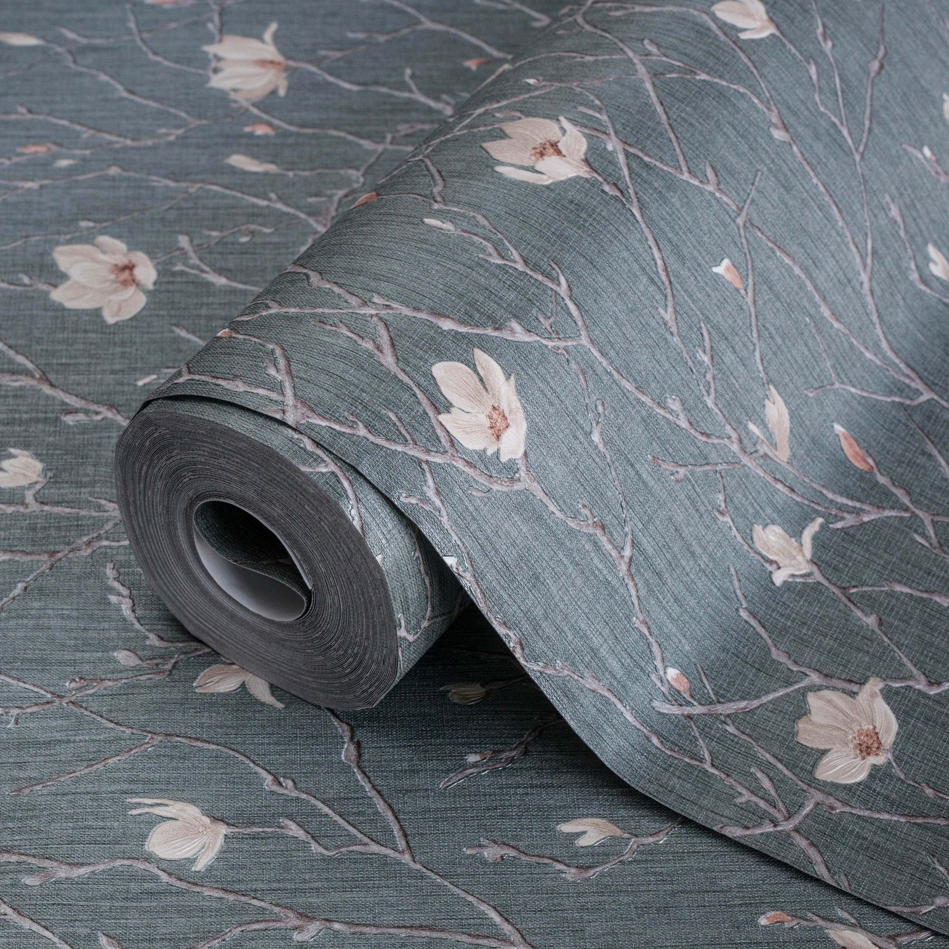Seven Rooms 7800-4 detail wallpaper by La Belle Maison