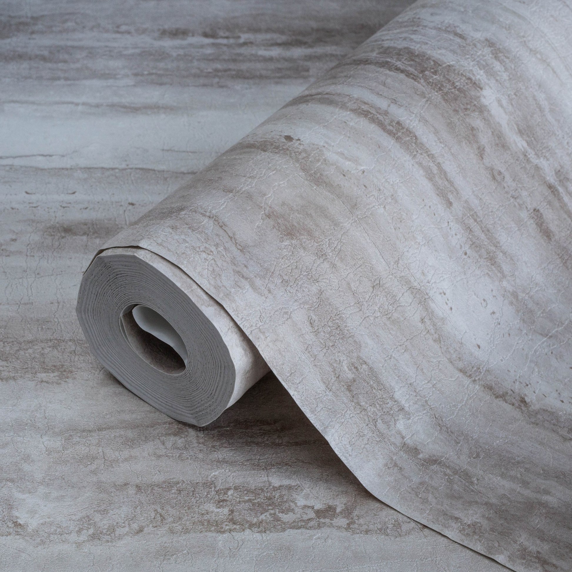 Seven Rooms 7802-1 detail wallpaper by La Belle Maison