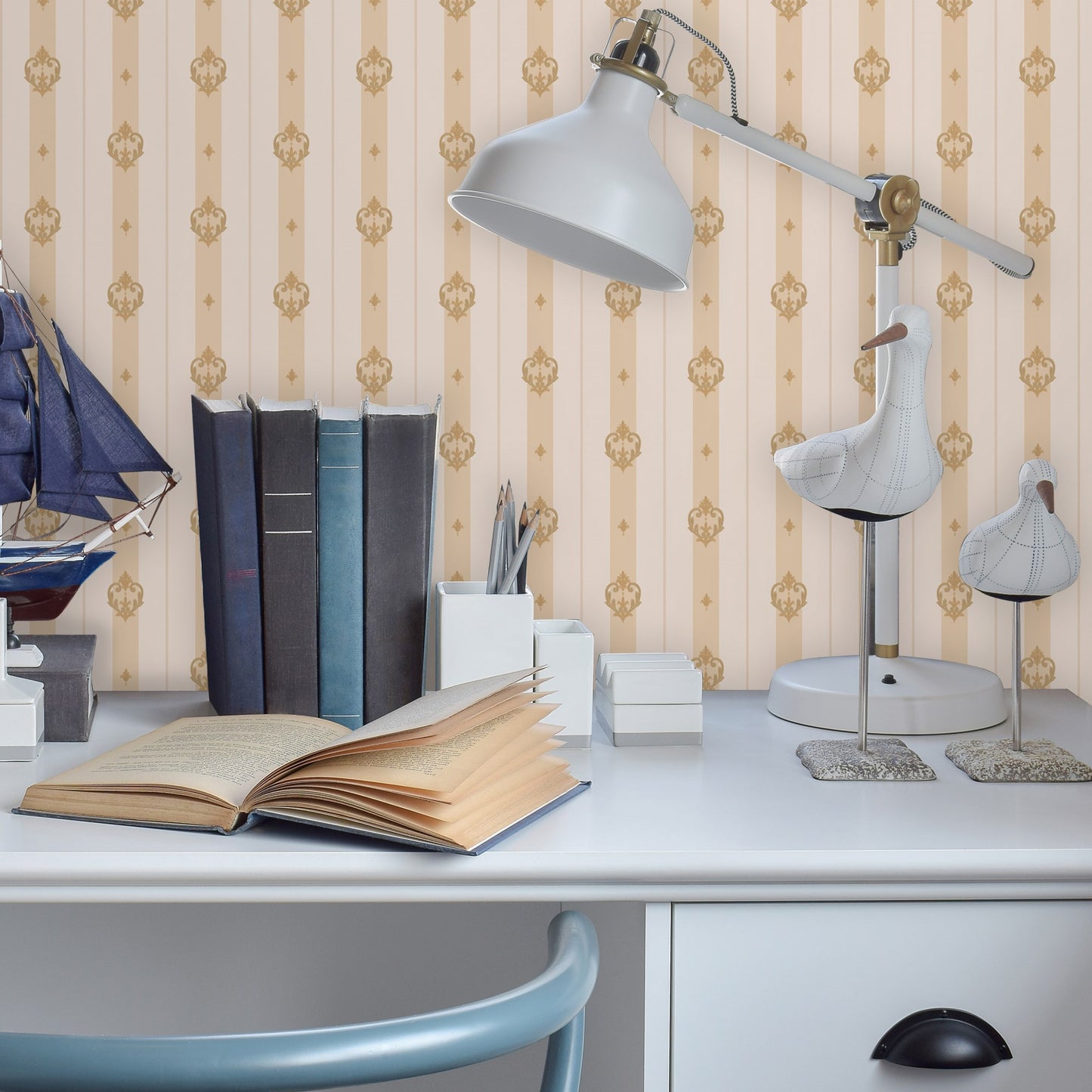 Seven Rooms 7804-1 room wallpaper by La Belle Maison