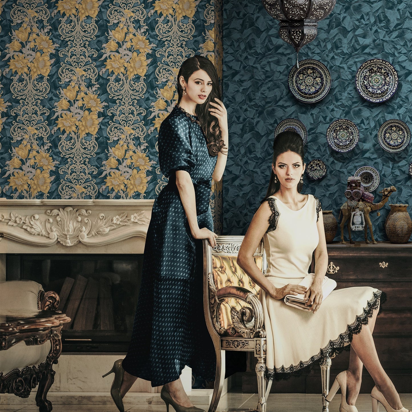 Seven Rooms 7805-4 room wallpaper by La Belle Maison