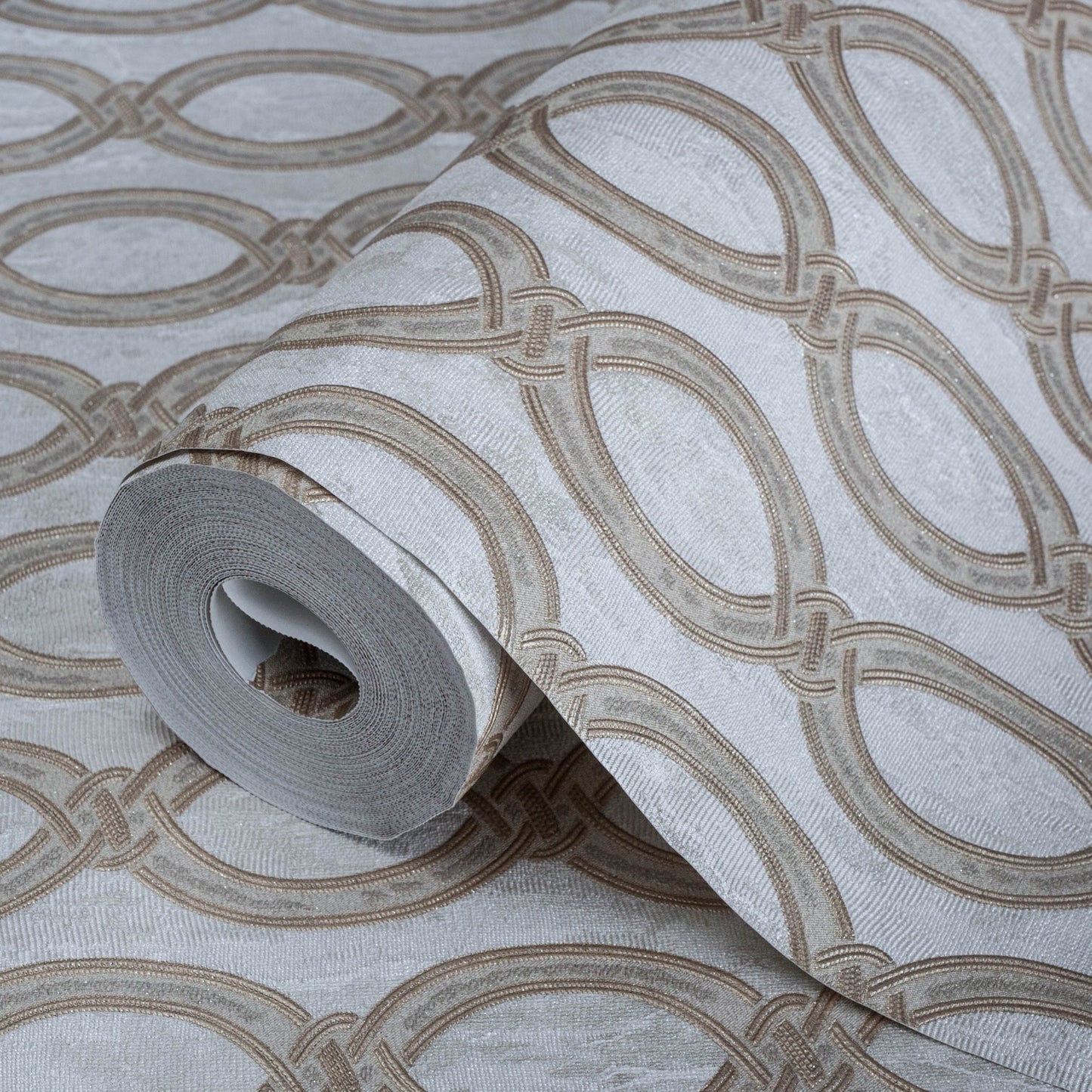 Seven Rooms 7808-1 detail wallpaper by La Belle Maison