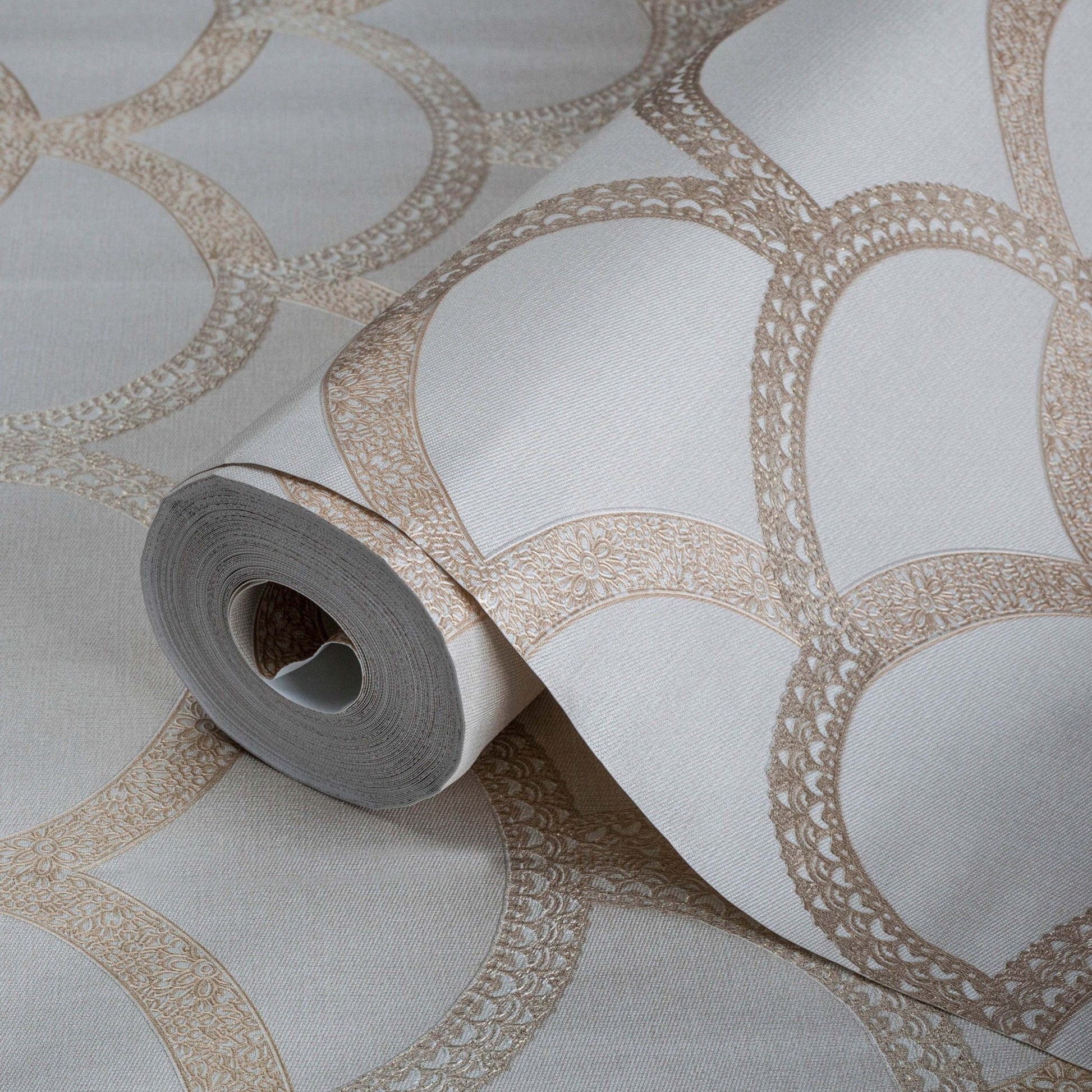 Seven Rooms 7811-2 detail wallpaper by La Belle Maison