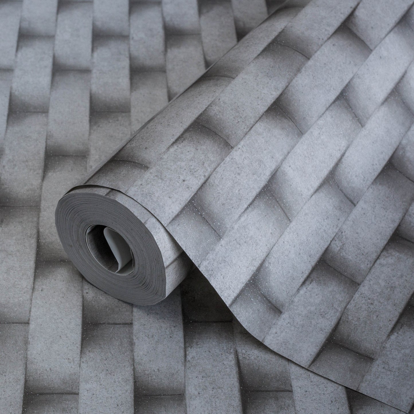 Seven Rooms 7814-2 detail wallpaper by La Belle Maison