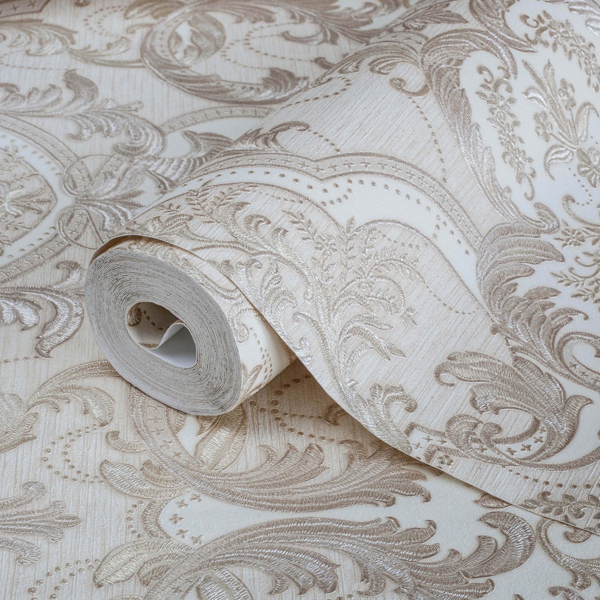 Signature Maison 1002-5 detail wallpaper by La Belle Maison