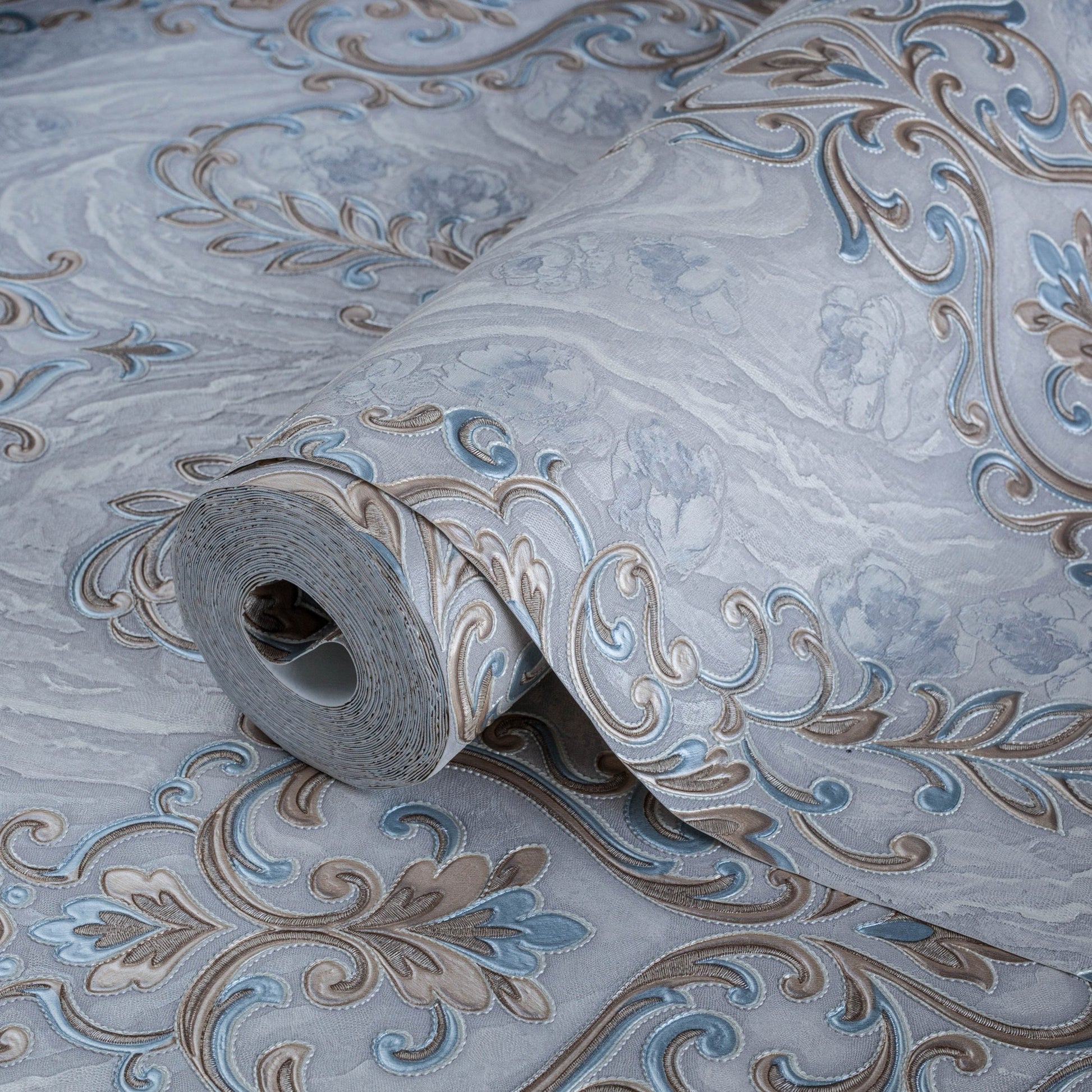 Signature Maison 1004-3 detail wallpaper by La Belle Maison