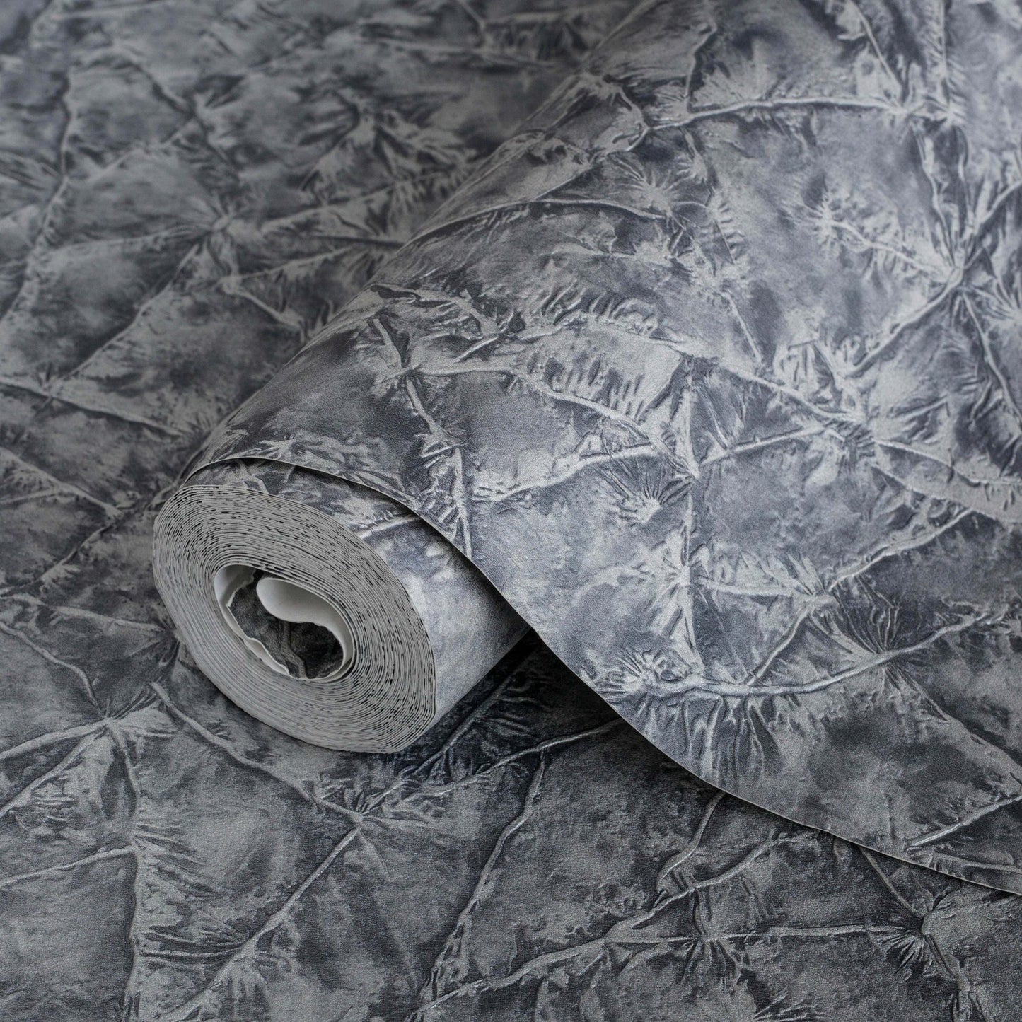 Signature Maison 1007-4 detail wallpaper by La Belle Maison