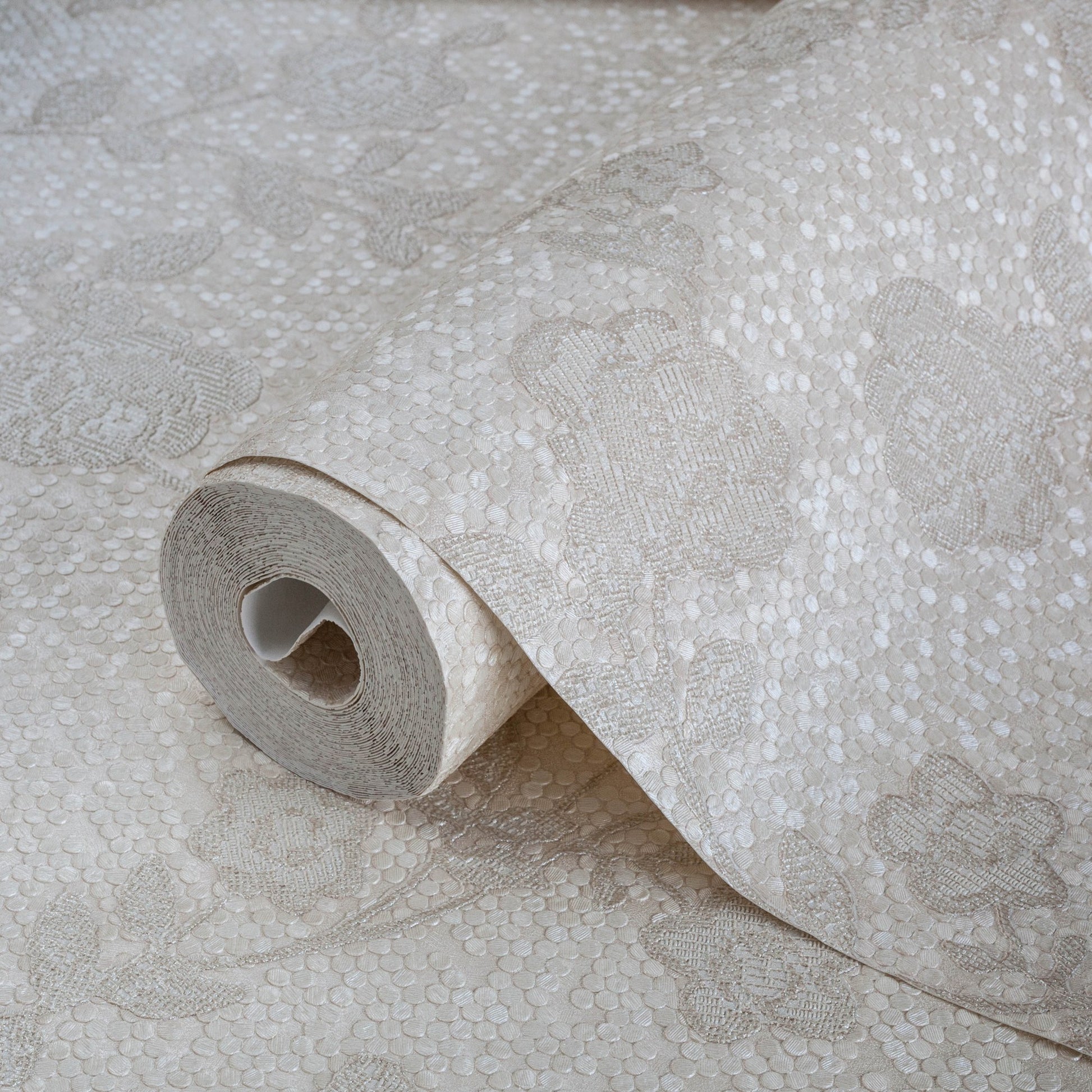 Signature Maison 1010-2 detail wallpaper by La Belle Maison