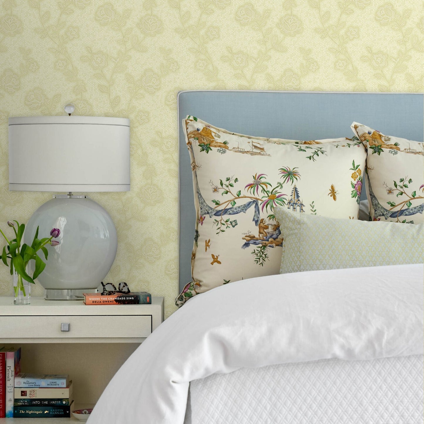 Signature Maison Dove Premium Neutral Wallpaper by La Belle Maison