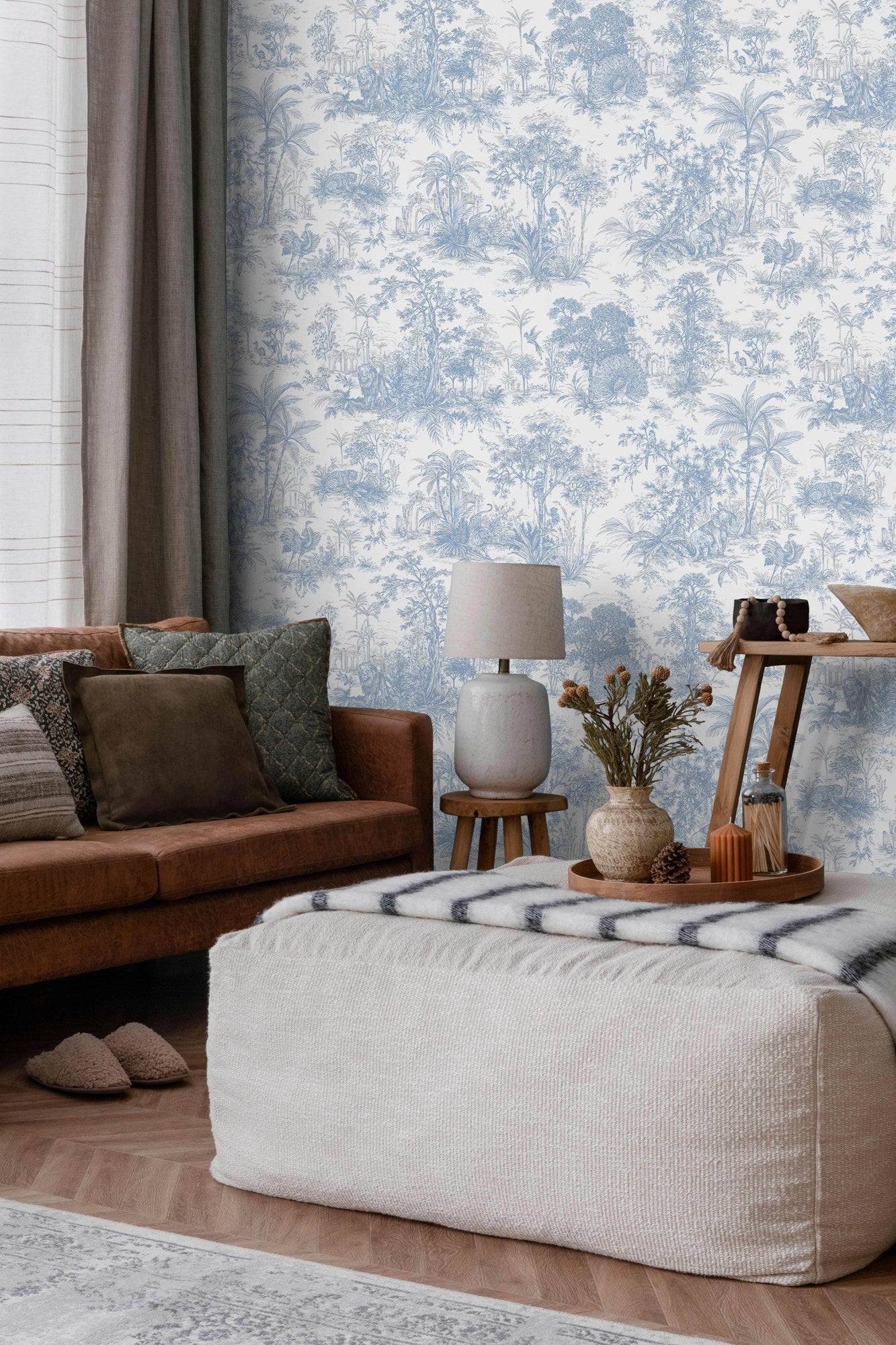 Soft Hue 24207-2 room wallpaper by La Belle Maison