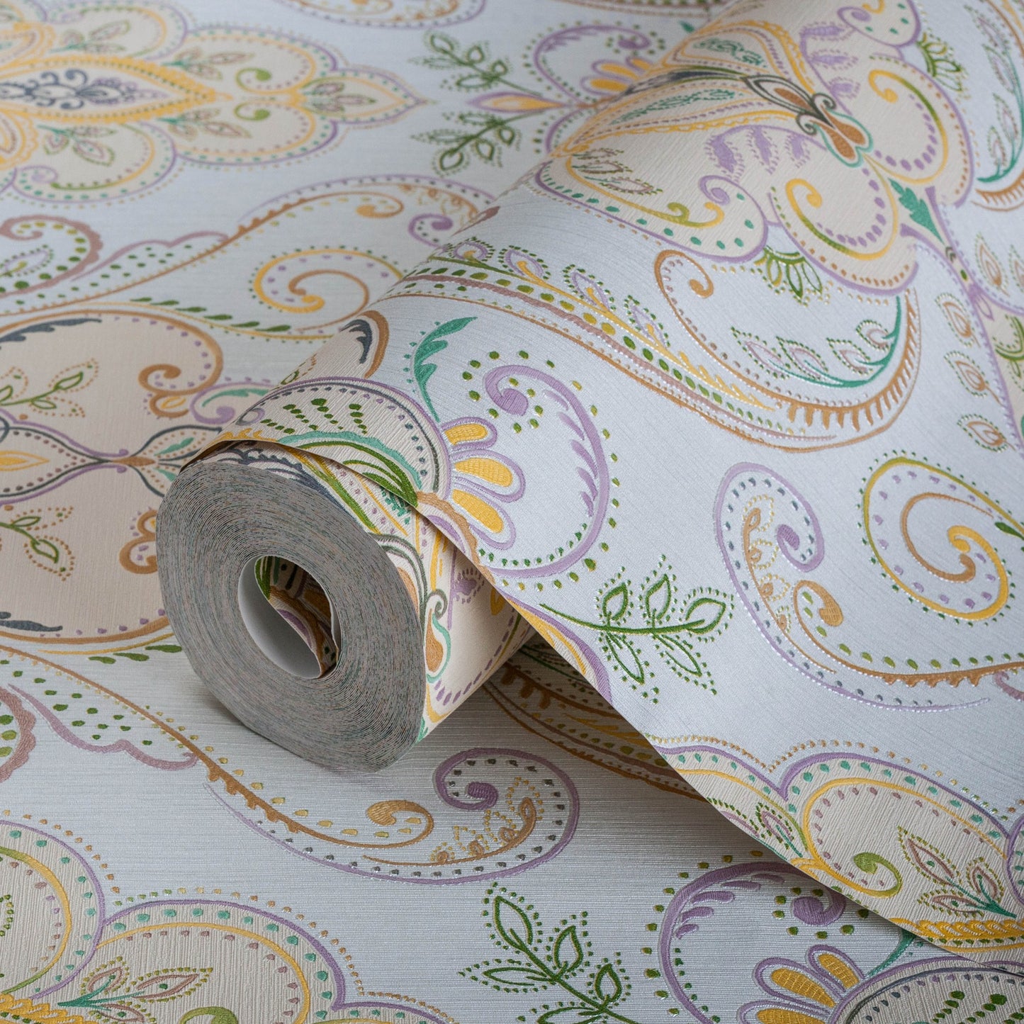 Tropical Maison 9901-4 detail wallpaper by La Belle Maison
