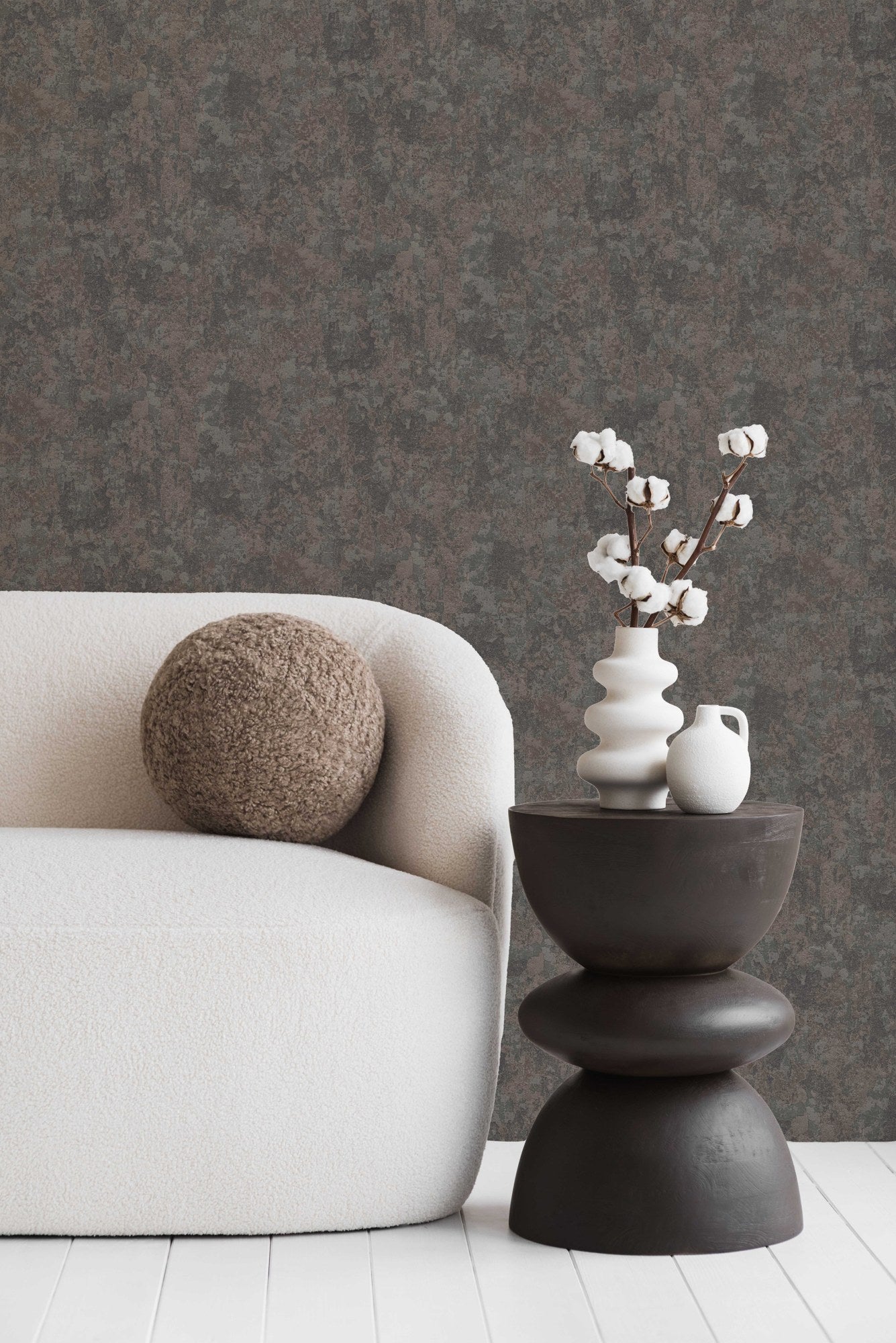 Vera Bloom 1513-5 room wallpaper by La Belle Maison